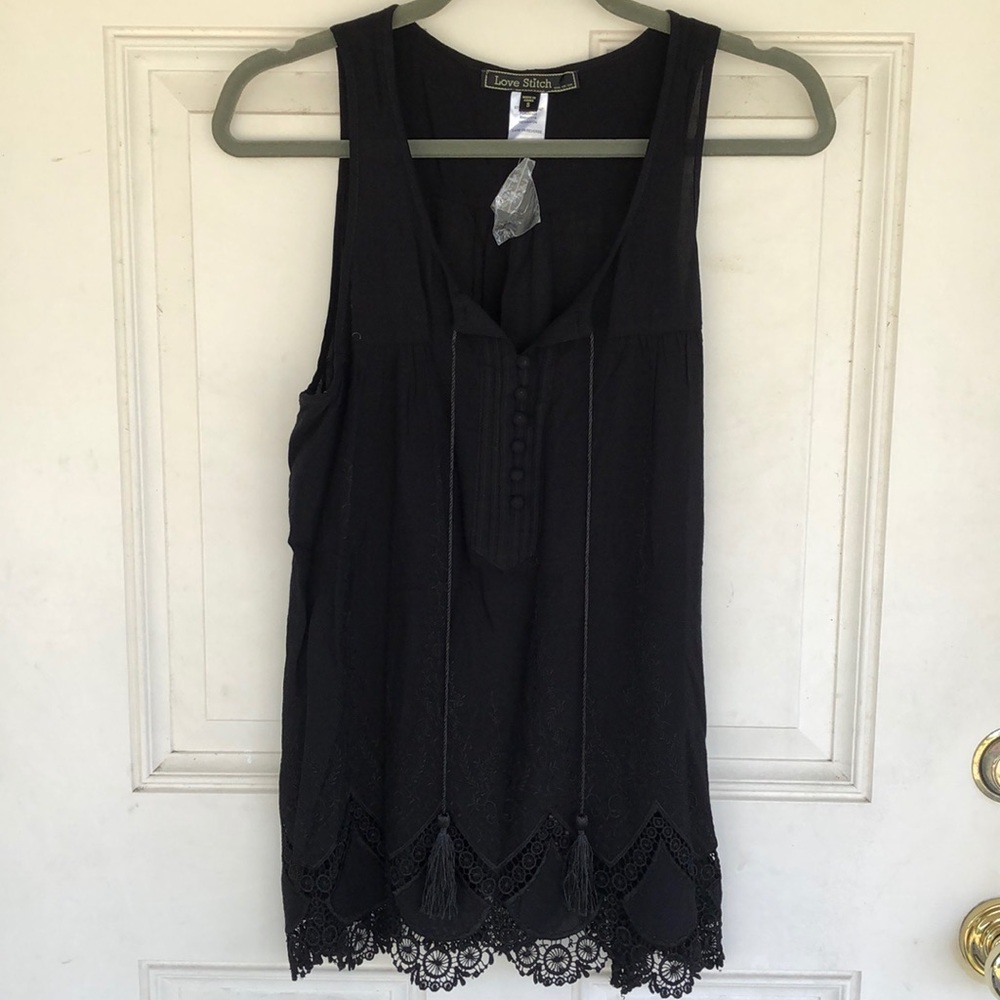 NWOT Love Stitch Lace Detail Tank